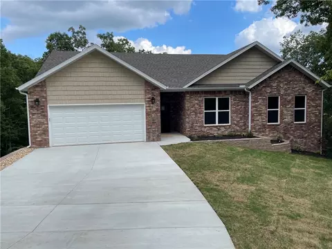 10 Wigan Ln, Bella Vista, AR 72714