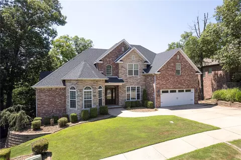 1302 NE Bluff Springs Ave, Bentonville, AR 72712