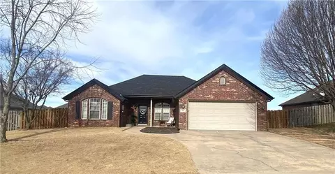331 Coopers Farm Rd, Centerton, AR 72719