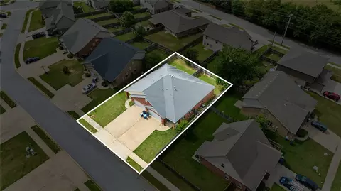 4902 SW Fieldstone Blvd, Bentonville, AR 72712