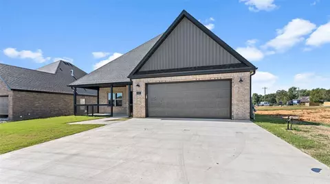 811 Ann Pl, Centerton, AR 72719