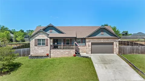 1105 Nemett Cir, Pea Ridge, AR 72751