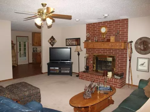 18185 Broadview, Springdale, AR 72764 photo 2