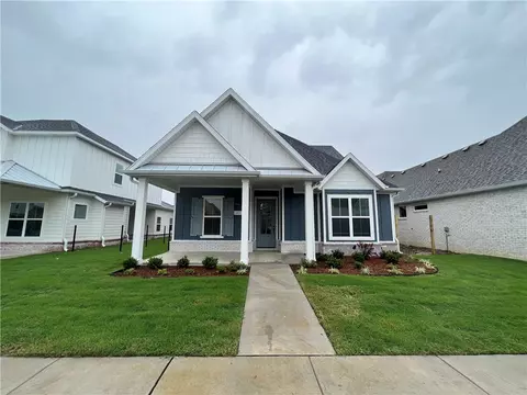 6816 Somerset Pl, Springdale, AR 72762