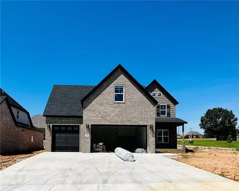 5900 SW Twining Rd, Bentonville, AR 72712