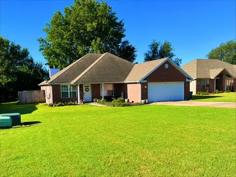 3003 SW 8th St, Bentonville, AR 72712