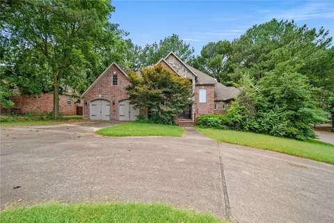 2498 Raintree Cir, Springdale, AR 72762