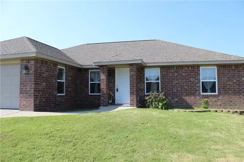 502 Eagle Dr, Gravette, AR 72736 photo 2