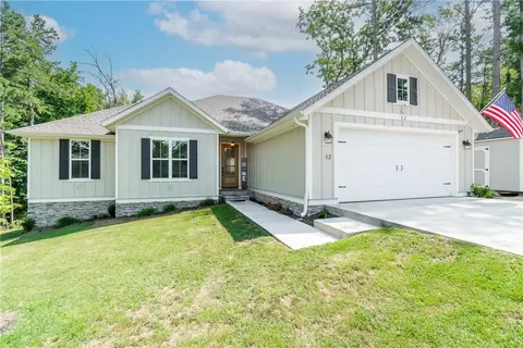12 Kiswick Dr, Bella Vista, AR 72714