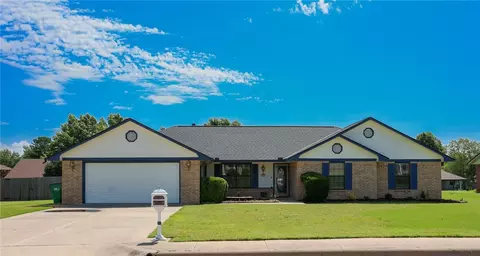 1801 Carrie Pl, Springdale, AR 72762
