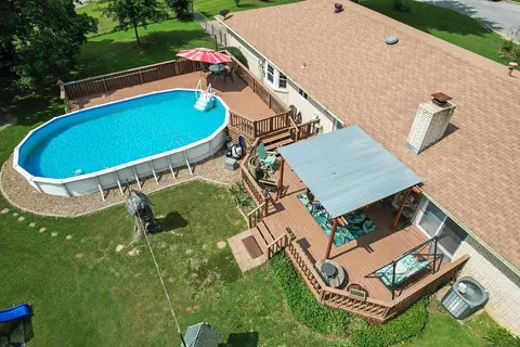 4831 Hickory St, Springdale, AR 72764
