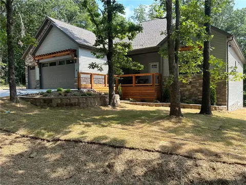 47 Belgravia Dr, Bella Vista, AR 72715