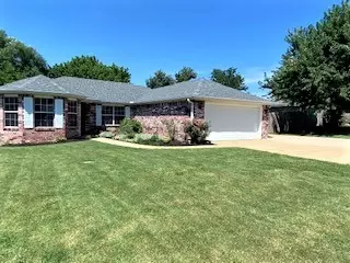 506 Evergreen Cir, Lowell, AR 72745