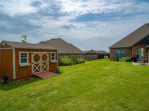111 Sicily Dr, Centerton, AR 72719 photo 13