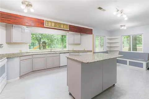 11601 Roupe Rd, Gentry, AR 72734 photo 8
