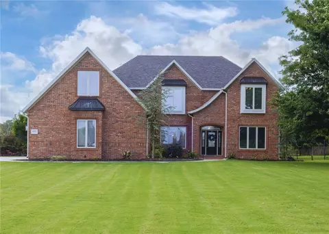 11185 W Stonebriar Dr, Bentonville, AR 72712