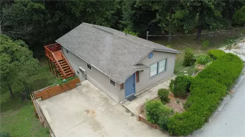 10007 Summit Dr, Rogers, AR 72758