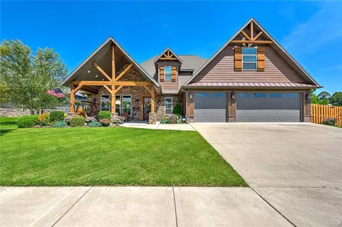 3710 Whitefish St, Bentonville, AR 72712