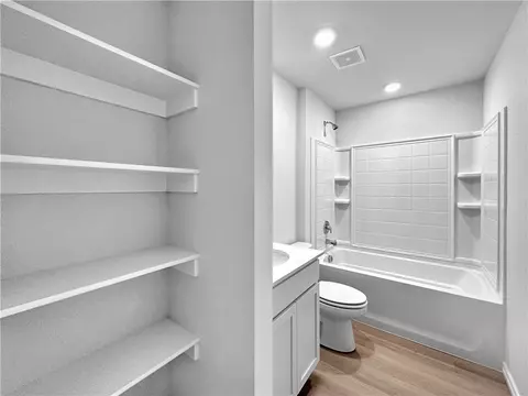 116 Watts Ave, Gentry, AR 72734 photo 5