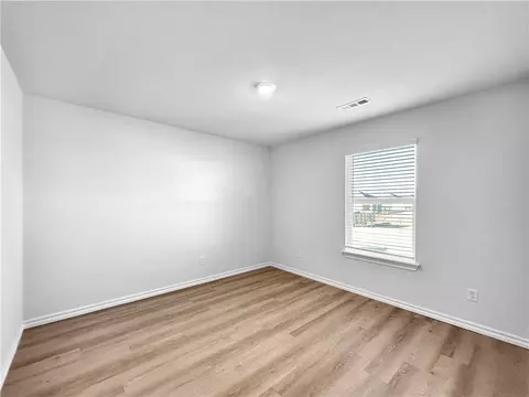 116 Watts Ave, Gentry, AR 72734 photo 4
