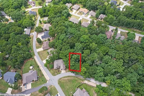 Mawnan Circle, Bella Vista, AR 72714