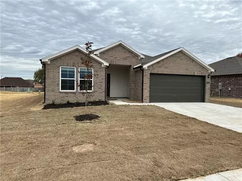 603 W Dusty Ln, Siloam Springs, AR 72761
