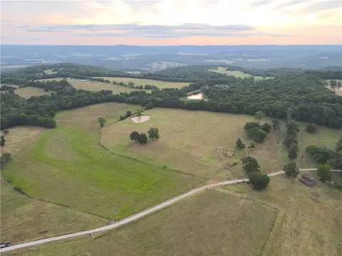 21941 Everett Hill Rd, Elkins, AR 72727