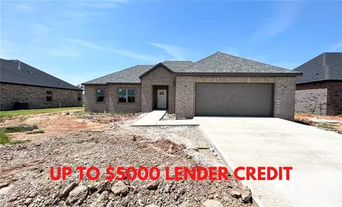 2017 Dobbs St, Pea Ridge, AR 72751