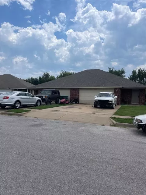 1290 Dove Loop, Springdale, AR 72764 photo 2