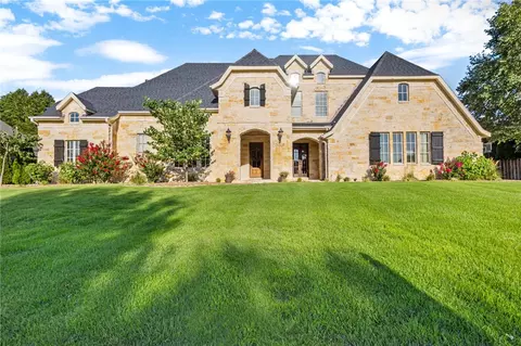3275 Thornbury Dr, Springdale, AR 72764