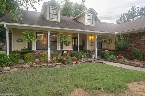 1161 Crooked Creek Rd, Greenwood, AR 72936