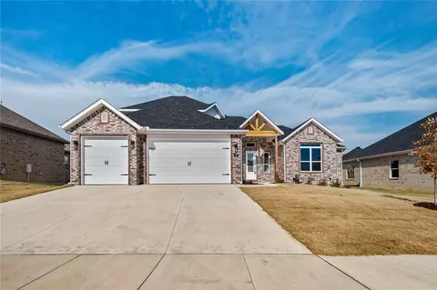 250 Ambry Loop, Centerton, AR 72719