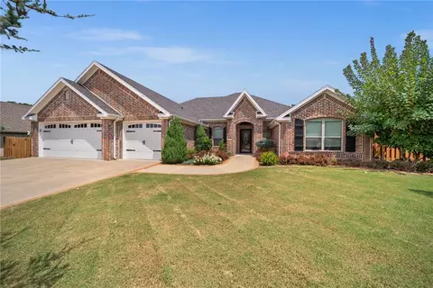 2503 SW Glenn Ridge Rd, Bentonville, AR 72712
