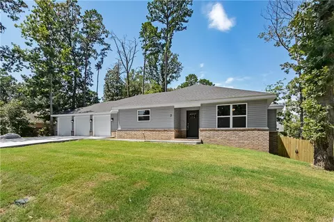 2 Frekleton Ln, Bella Vista, AR 72714