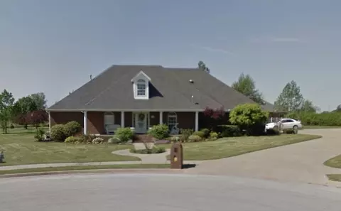 5955 Saddleridge Pl, Springdale, AR 72762