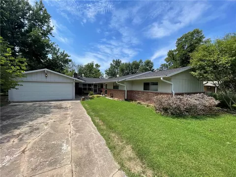 1810 W Lela St #A & B, Rogers, AR 72758