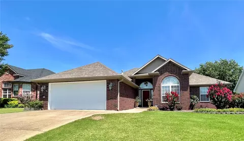 4309 Osprey St, Springdale, AR 72762