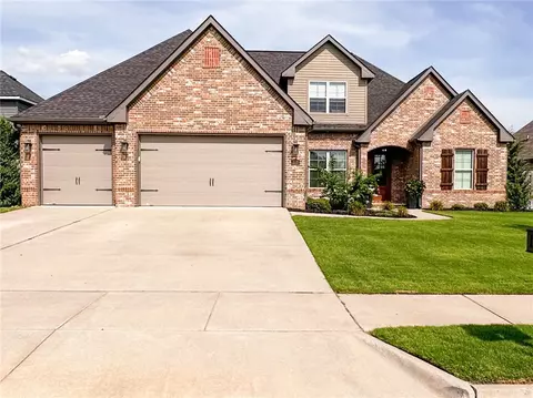 271 Santa Teresa Pl, Springdale, AR 72762