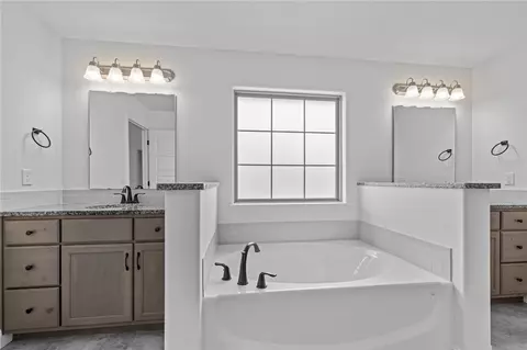 731 Melrose Pl, Bentonville, AR 72712 photo 8