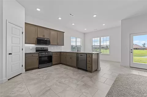 731 Melrose Pl, Bentonville, AR 72712 photo 3
