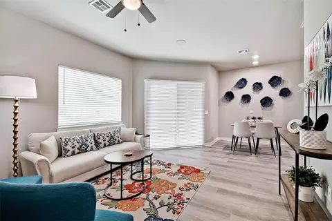 281 W Ash St #3, Fayetteville, AR 72703