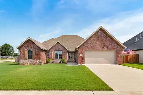 460 Payton Pl, Farmington, AR 72730