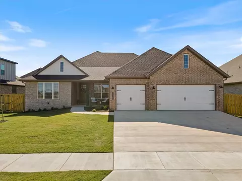 1321 Cullinan St, Centerton, AR 72719
