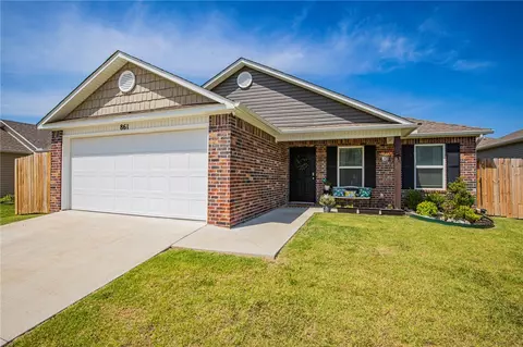 861 S Kingfisher Ln, Fayetteville, AR 72701