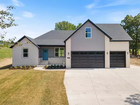 45 Bandy Dr, Holiday Island, AR 72631