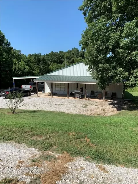 17683 17687 Beav-o-rama Wc 545 Rd, Fayetteville, AR 72703