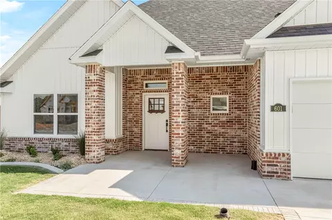 601 Bronco St, Centerton, AR 72719 photo 4