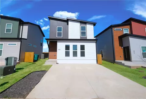 860 Boardwalk Ave, Bentonville, AR 72712