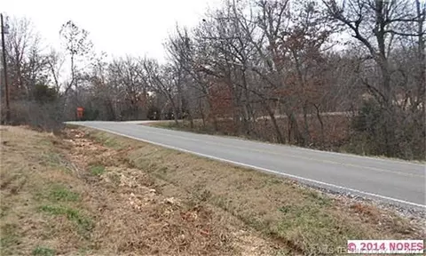 474018 E 660, Watts, OK 74964 photo 6