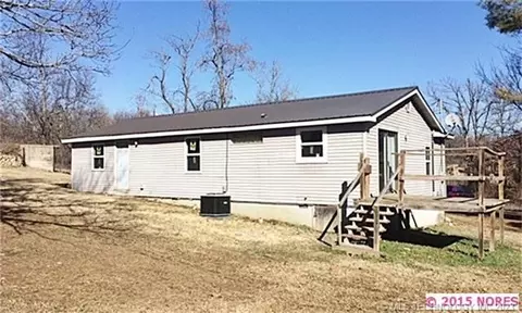 474018 E 660, Watts, OK 74964 photo 3